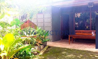 Rumah di Mojoroto Kediri Semi Furnished (2AC, Waterheater & Kulkas)