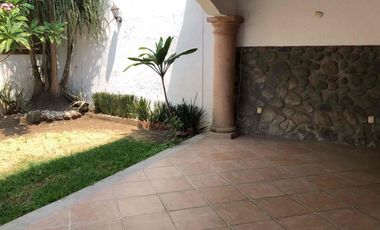 CASA EN RENTA EN VISTA HERMOSA CUERNAVACA ZONA DORADA