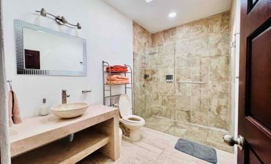 CASA EN RENTA AMUEBLADA CON ALBERCA PROPIA EN TEMIXCO