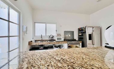 CASA EN RENTA AMUEBLADA CON ALBERCA PROPIA EN TEMIXCO