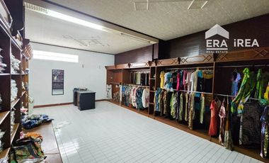 RUMAH DAN RUANG USAHA DIJUAL DI SOLO DEKAT KAMPUS UNIBA