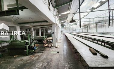 RUMAH DAN RUANG USAHA DIJUAL DI SOLO DEKAT KAMPUS UNIBA