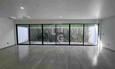 Venta casa en Lomas de Bellavista