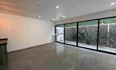 Venta casa en Lomas de Bellavista