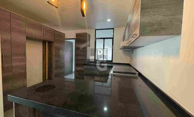 Venta casa en Lomas de Bellavista