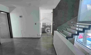 Venta casa en Lomas de Bellavista