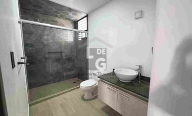 Venta casa en Lomas de Bellavista