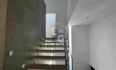 Venta casa en Lomas de Bellavista