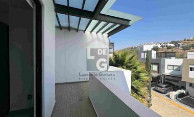 Venta casa en Lomas de Bellavista