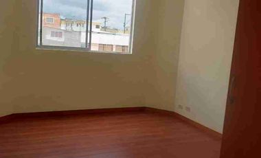 Vendo hermoso departamento iluminado cerca al parque central de Calderón