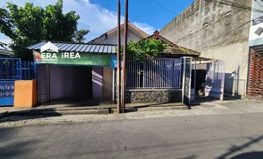 DIJUAL MURAH RUMAH + TOKO DEKAT BATIK KERIS DAN KONIMEX SOLO