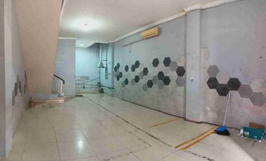 Disewakan Ruko Grand Galaxy City Lokasi Strategis Bisa untuk Cafe