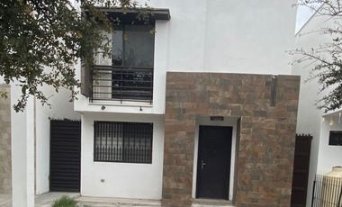 CASA EN RENTA AMUEBLADA EN BONATERRA APODACA – 3 NIVELES, TERRAZA, EXCELENTE UBICACIÓN