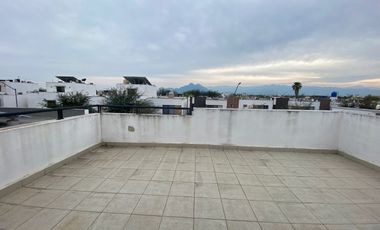 CASA EN RENTA AMUEBLADA EN BONATERRA APODACA – 3 NIVELES, TERRAZA, EXCELENTE UBICACIÓN