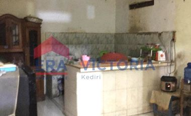 Rumah Area Lirboyo Mojoroto Kota Kediri Dekat Dengan Jalan Utama Hanya 25m Dekat Area Sekolah