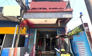 Ruko di Pusat Kediri Kota 2 Lantai Setiap Lantai ada 2KM & 2KT