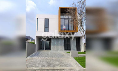 Disewakan Rumah Citraland North Emerald Mansion New Gress & Kualitas Premium