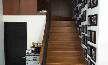 Rumah mewah 2 lantai perum elit dekat kampus Unsoed Purwokerto