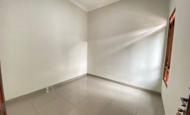 Hunian Modern Strategis Dekat RS Hardjolukito – Harga Promo 520 Jutaan Nego + Bonus Menarik!