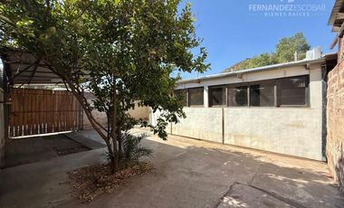 LOS ANDES - VENDE CASA ESQUINA 2D 1B IRENE FREI