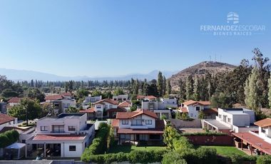 CALLE LARGA - VENDE CASA 3D 3B PISCINA - COND. CUMBRES DE AUCO