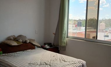 CASA EN VENTA CANTELLI