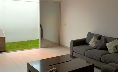 CASA EN VENTA CANTELLI