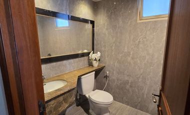 Disewakan Puri Casablanca Apartemen 3+1Br - Jakarta Selatan Tebet - Mewah Furnished