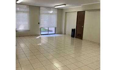 Hermoso y espacioso departamento con ubicación extraordinaria