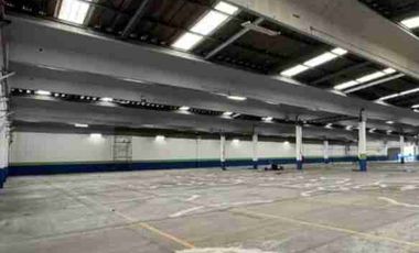 Bodega de 11,700 Metros en Tlqlnepantla