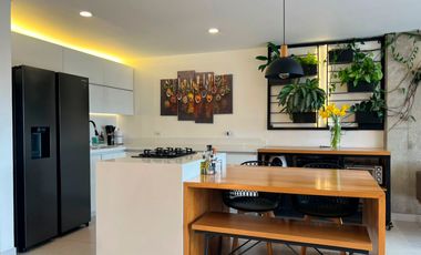 Apartamento en Arriendo en Cumbres, Envigado Antioquia