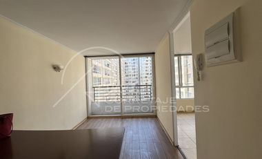 Arriendo Dpto 1d+1b Metro Las Rejas