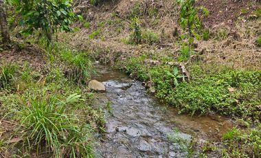 Vendo casa de campo a 20 minutos de Santo Domingo.