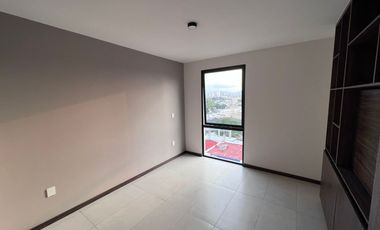 Loft seminuevo en renta junto Glorieta Colón, nivel 10 a 300 mts de Midtown