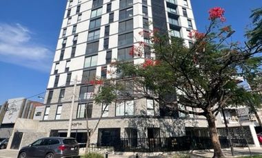 Loft seminuevo en renta junto Glorieta Colón, nivel 10 a 300 mts de Midtown