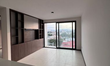 Loft seminuevo en renta junto Glorieta Colón, nivel 10 a 300 mts de Midtown