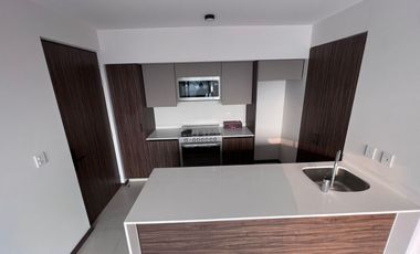 Loft seminuevo en renta junto Glorieta Colón, nivel 10 a 300 mts de Midtown
