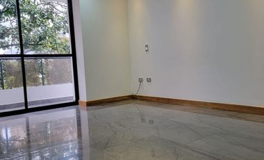 Vendo apartamento en Envigado (barrio el Portal)
