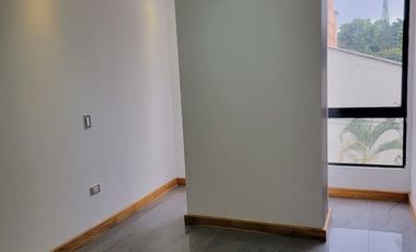 Vendo apartamento en Envigado (barrio el Portal)