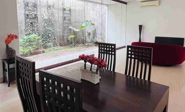 sewa town house Cipete & pool siap huni jakarta selatan