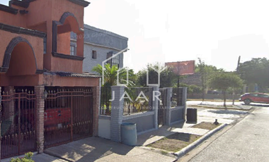 SE VENDE CASA EN COL. LAS FUENTES REYNOSA TAMAULIPAS