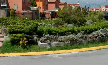 CASA EN FRANCISCO I MADERO, LERMA, EDOMEX. REMATE ADJUDICADO
