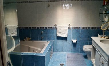 Dos Casas en Una en Del Valle: Ideal Para Vivir e Invertir en Una Sola Propiedad