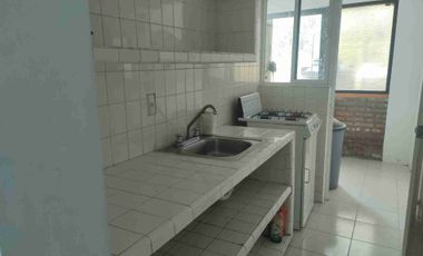 AMUEBLADO. DEPTO. EN XALAPA 2000, POR LA FACULTAD. DE PSICOLOGÍA.