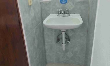 AMUEBLADO. DEPTO. EN XALAPA 2000, POR LA FACULTAD. DE PSICOLOGÍA.