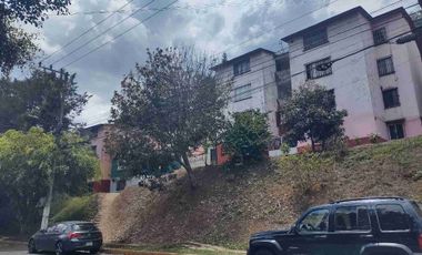 AMUEBLADO. DEPTO. EN XALAPA 2000, POR LA FACULTAD. DE PSICOLOGÍA.