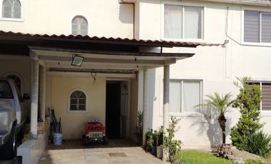 CASA EN VENTA CON 3 RECAMARAS EN BELLAVISTA, C. IZCALLI,  DENTRO DE PRIVADA