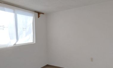 CASA EN VENTA CON 3 RECAMARAS EN BELLAVISTA, C. IZCALLI,  DENTRO DE PRIVADA