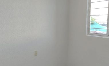 CASA EN VENTA CON 3 RECAMARAS EN BELLAVISTA, C. IZCALLI,  DENTRO DE PRIVADA