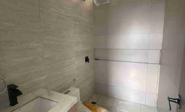 Se vende casa esquinera en Ciudad Celeste